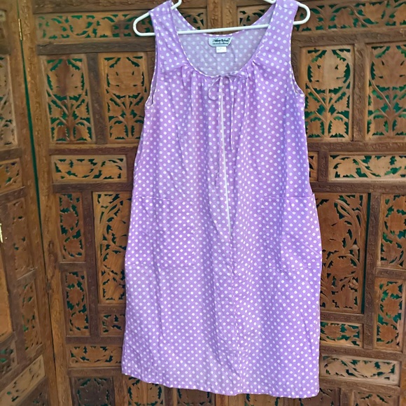 Vintage house dress in lilac polka dots - Picture 1 of 8